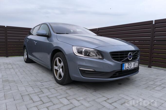 Volvo V60 1 generation [restyling] wagon 5-doors