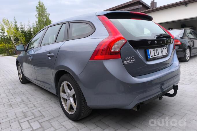Volvo V60 1 generation [restyling] wagon 5-doors