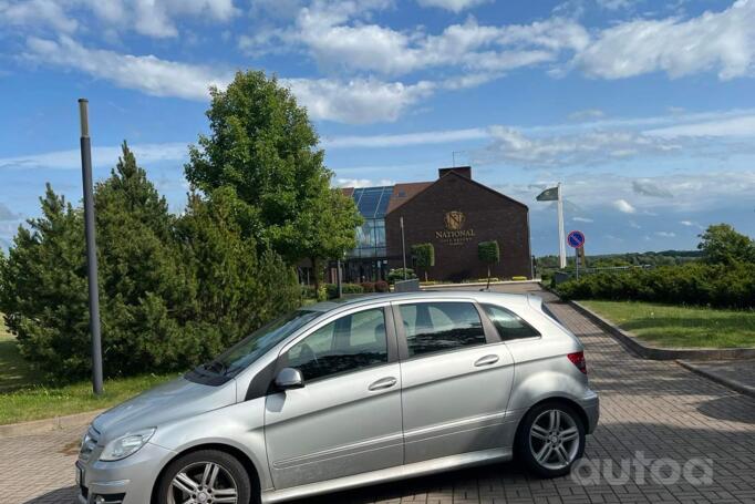 Mercedes-Benz B-Class W245 [restyling] Hatchback