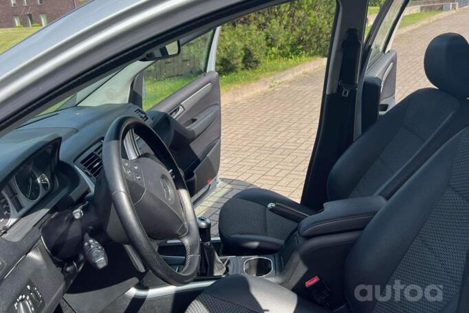 Mercedes-Benz B-Class W245 [restyling] Hatchback