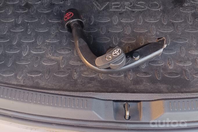Toyota Verso 1 generation [restyling] Minivan