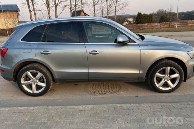 Audi Q5 8R Crossover