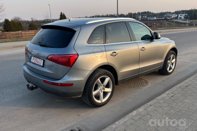 Audi Q5 8R Crossover