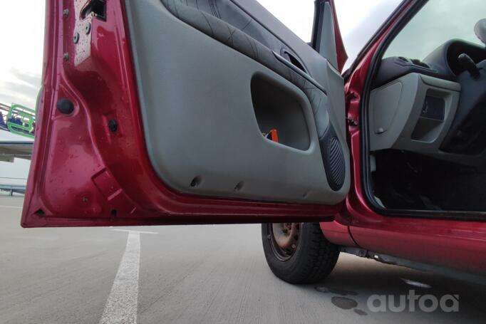 Renault Clio 2 generation [2th restyling]