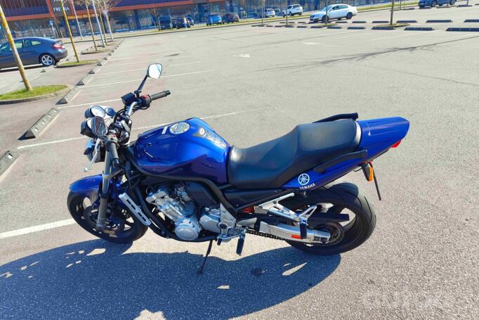 Yamaha FZ