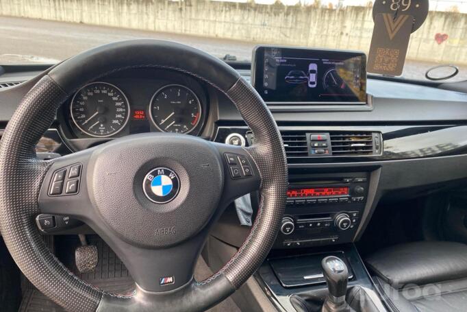 BMW 3 Series E90/E91/E92/E93 Sedan