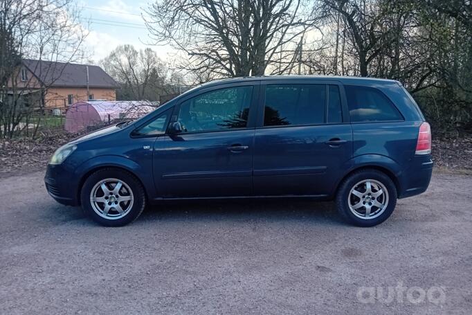 Opel Zafira B Minivan 5-doors