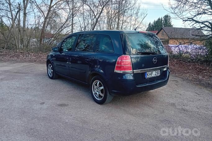 Opel Zafira B Minivan 5-doors