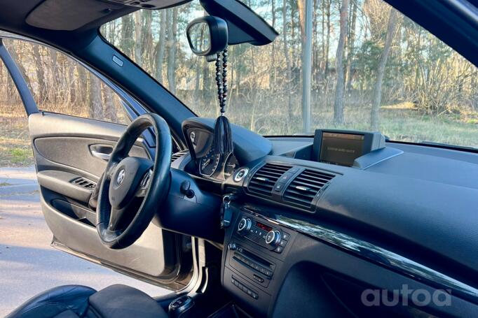 BMW 1 Series E81/E82/E87/E88 [restyling] Hatchback 5-doors