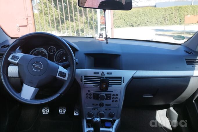 Opel Astra OPC H