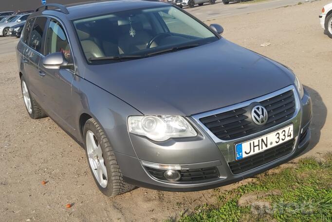 Volkswagen Passat B6 wagon 5-doors