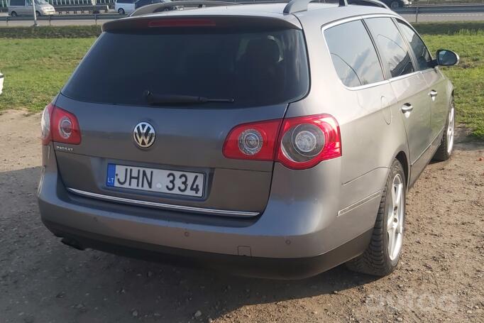Volkswagen Passat B6 wagon 5-doors