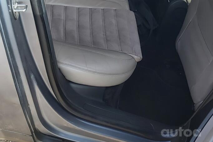 Volkswagen Passat B6 wagon 5-doors