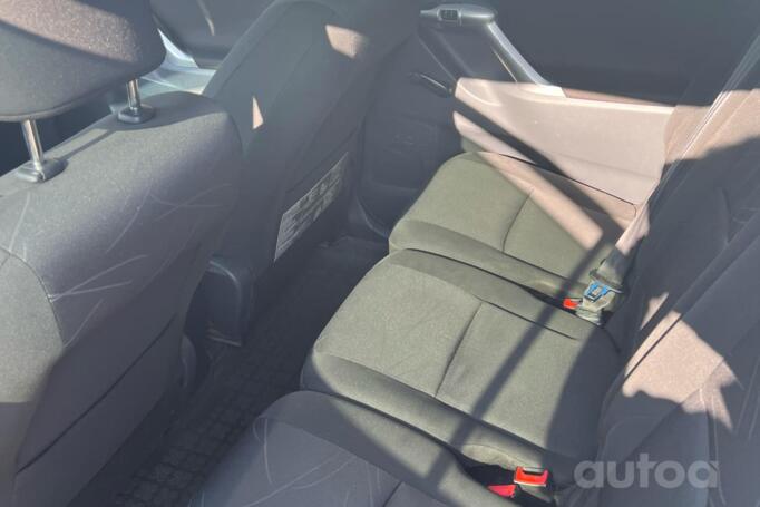 Toyota Verso 1 generation Minivan