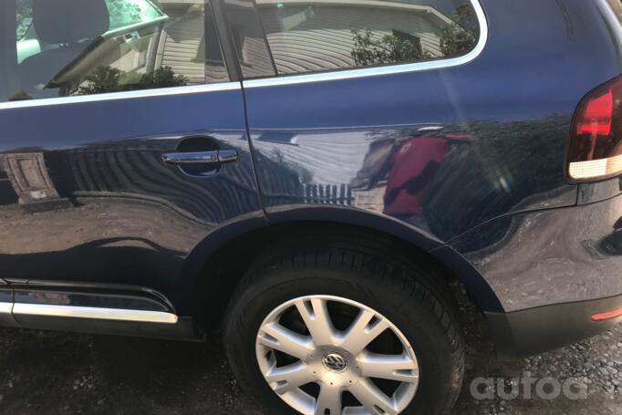 Volkswagen Touareg 1 generation [restyling] Crossover