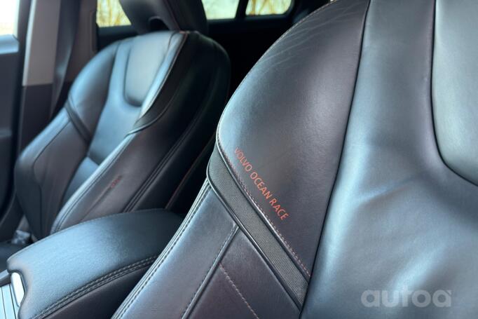 Volvo V60 1 generation [restyling] wagon 5-doors