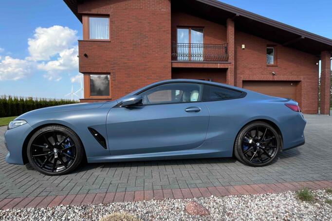 BMW M8
