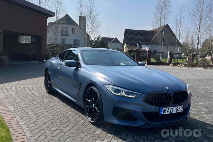 BMW M8