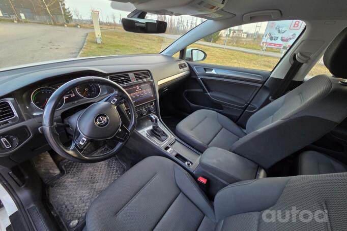 Volkswagen Golf 7 generation [restyling] R hatchback 5-doors