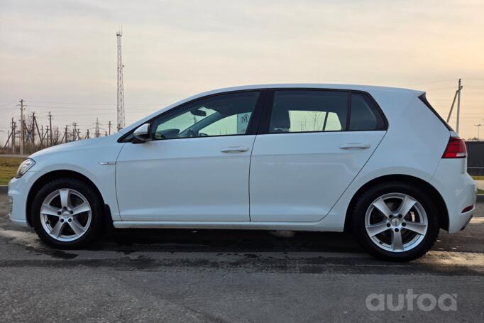Volkswagen Golf 7 generation [restyling] R hatchback 5-doors