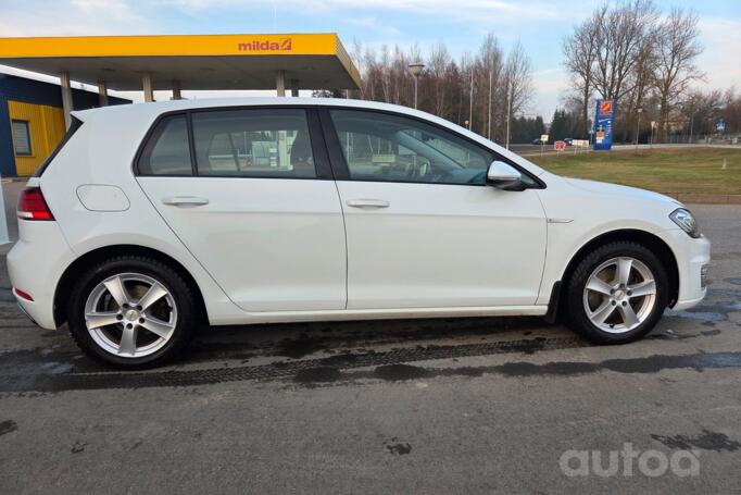 Volkswagen Golf 7 generation [restyling] R hatchback 5-doors