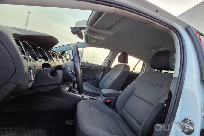 Volkswagen Golf 7 generation [restyling] R hatchback 5-doors