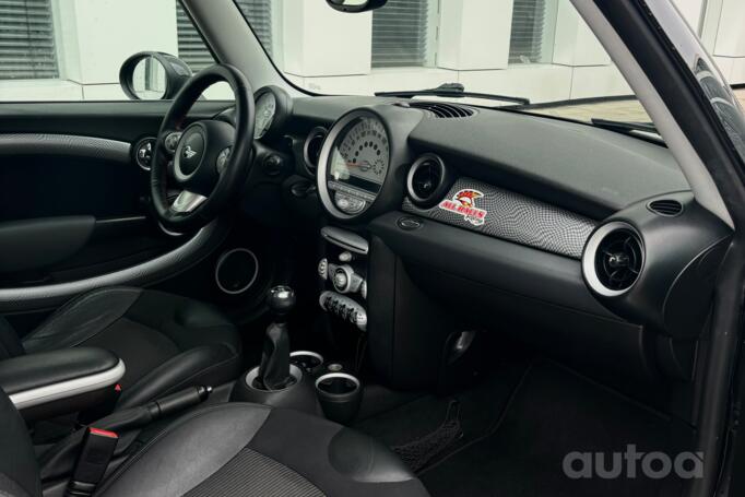 Mini Cooper S R56 Hatchback