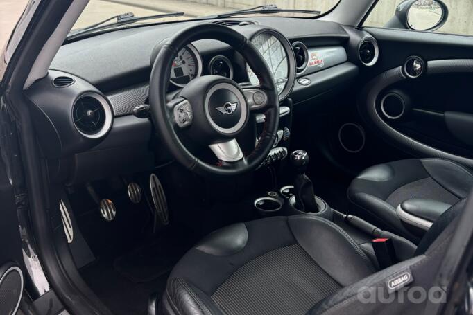 Mini Cooper S R56 Hatchback