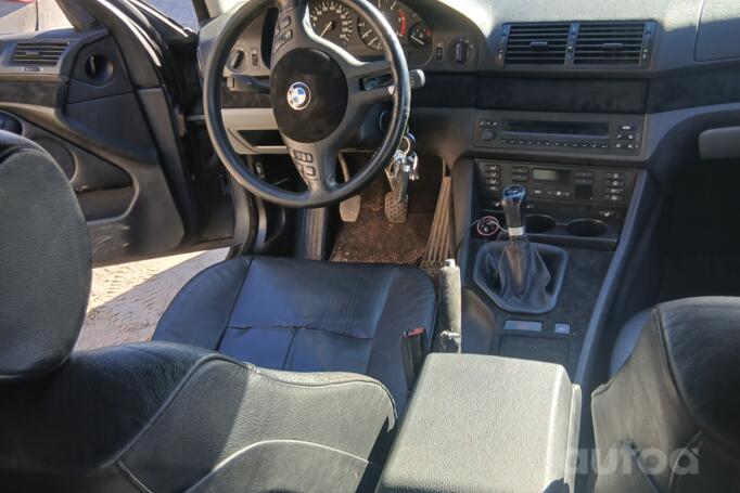 BMW 5 Series E39 Sedan 4-doors