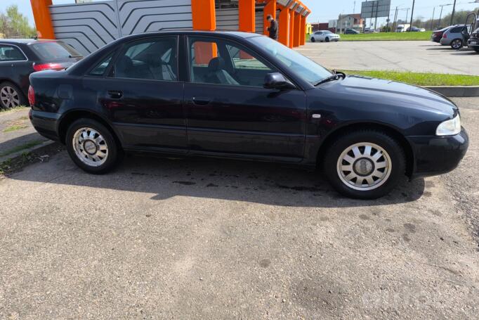 Audi A4 B5 [restyling] Sedan