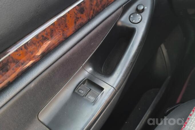Audi A4 B5 [restyling] Sedan