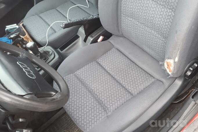 Audi A4 B5 [restyling] Sedan