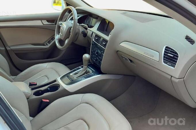 Audi A4 B8/8K Sedan 4-doors