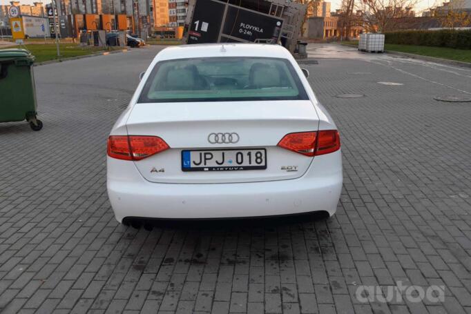 Audi A4 B8/8K Sedan 4-doors
