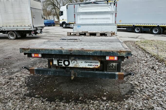 Mercedes-Benz Sprinter Second generation