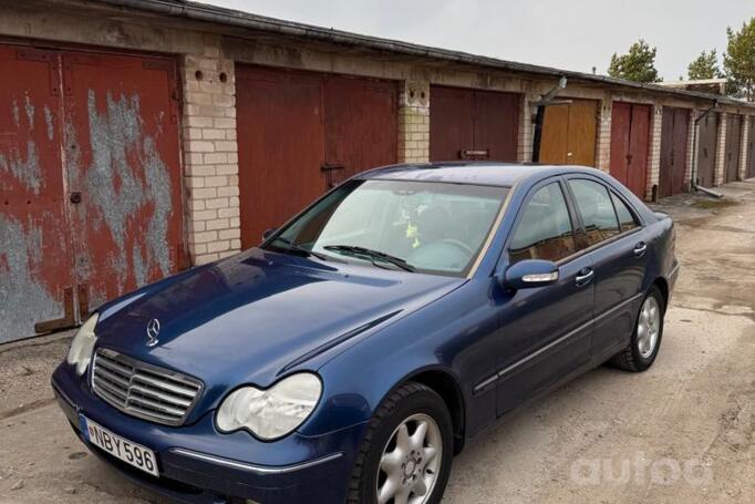 Mercedes-Benz C-Class W203/S203/CL203 Sedan