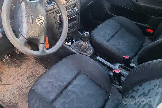 Volkswagen Golf 4 generation Hatchback 5-doors