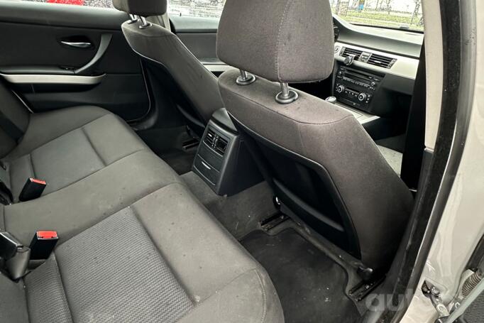 BMW 3 Series E90/E91/E92/E93 [restyling] Sedan