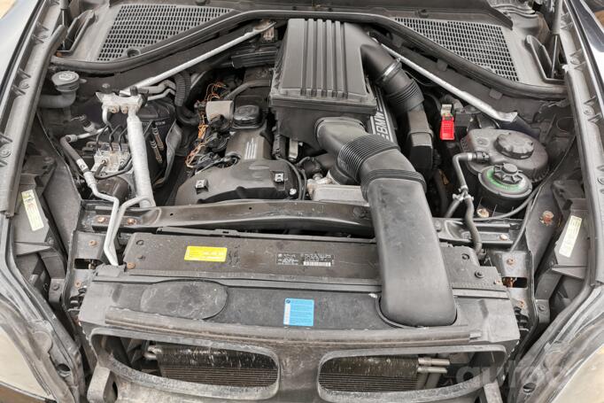 BMW X5 E70 Crossover