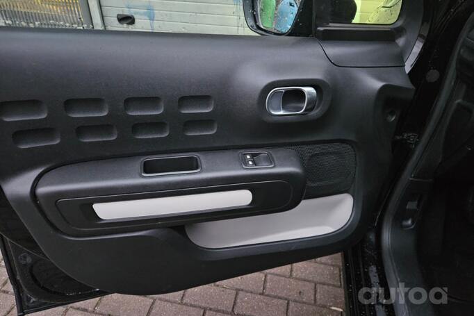 Citroen C3 3 generation Hatchback