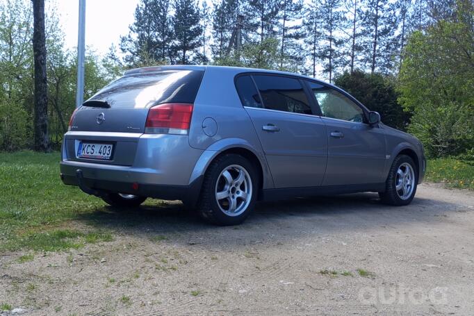 Opel Signum C Hatchback