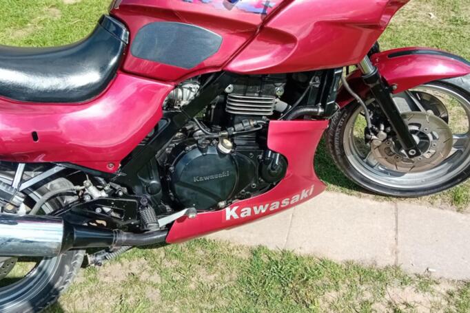 Kawasaki GPZ