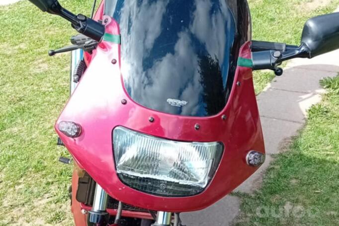 Kawasaki GPZ