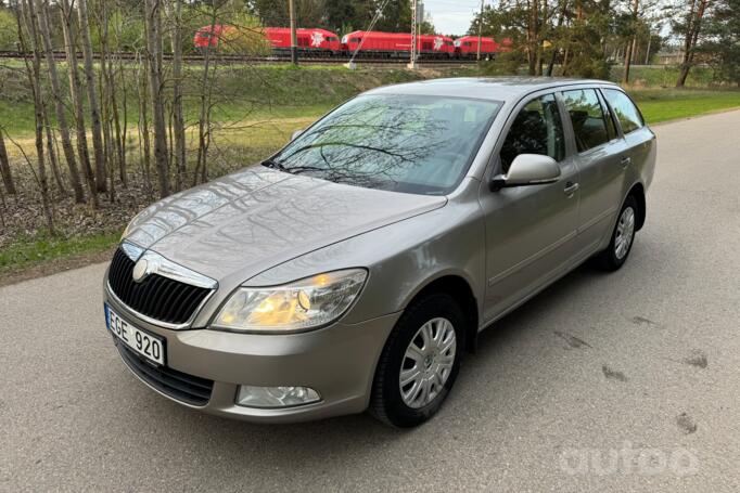 Skoda Octavia 2 generation [restyling] Combi wagon 5-doors
