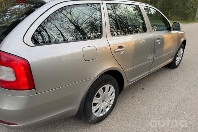 Skoda Octavia 2 generation [restyling] Combi wagon 5-doors