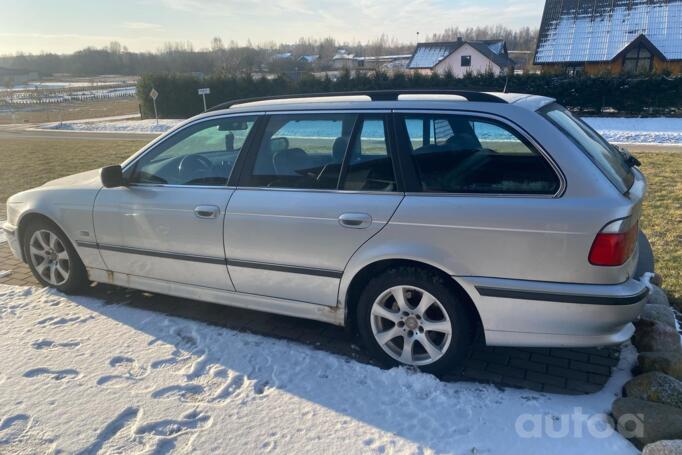 BMW 5 Series E39 Touring wagon