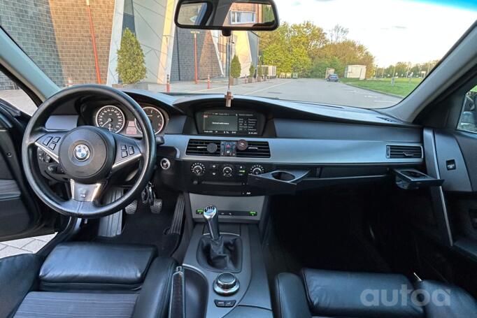 BMW 5 Series E60/E61 Touring wagon