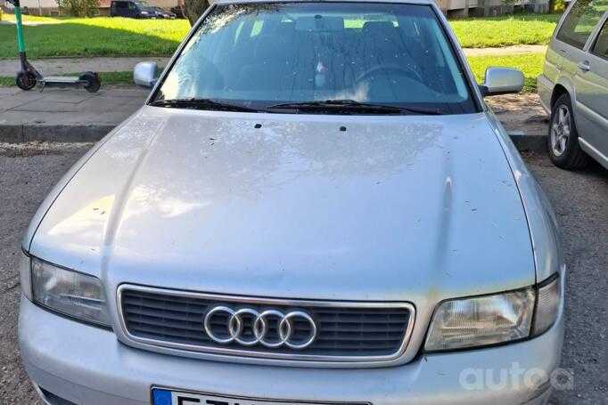 Audi A4 B5 Avant wagon 5-doors