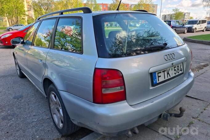 Audi A4 B5 Avant wagon 5-doors