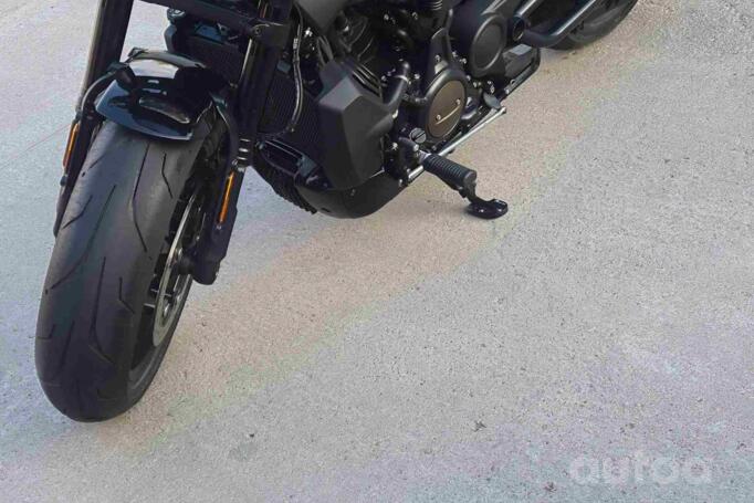 Harley Davidson S